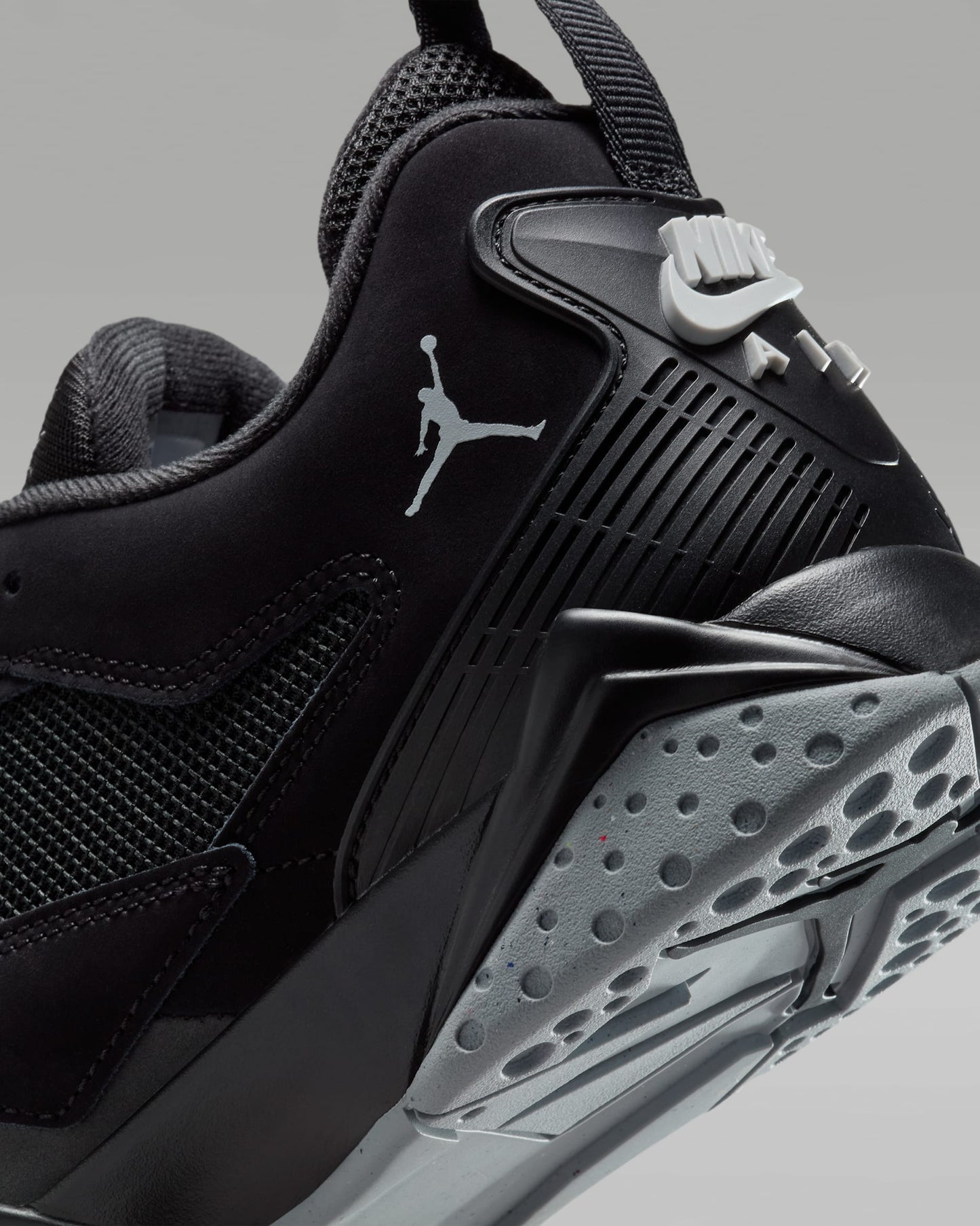 Jordan MVP 92’ Black Wolf Grey